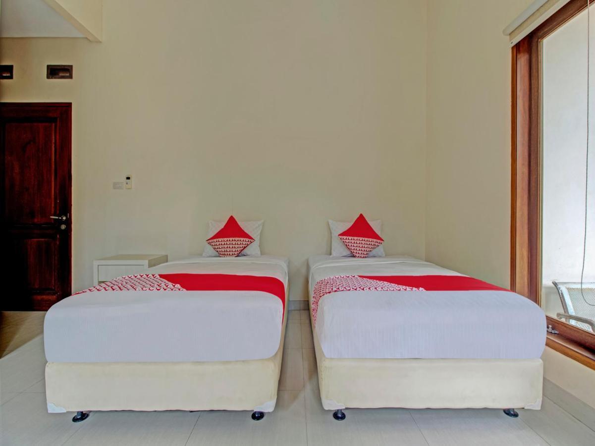 Oyo 89997 Hotel Bumi Kedaton Waterpark Бандар Лампунг Екстериор снимка